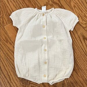 3/$15 H&M Organic cotton Button-Up Baby onesie